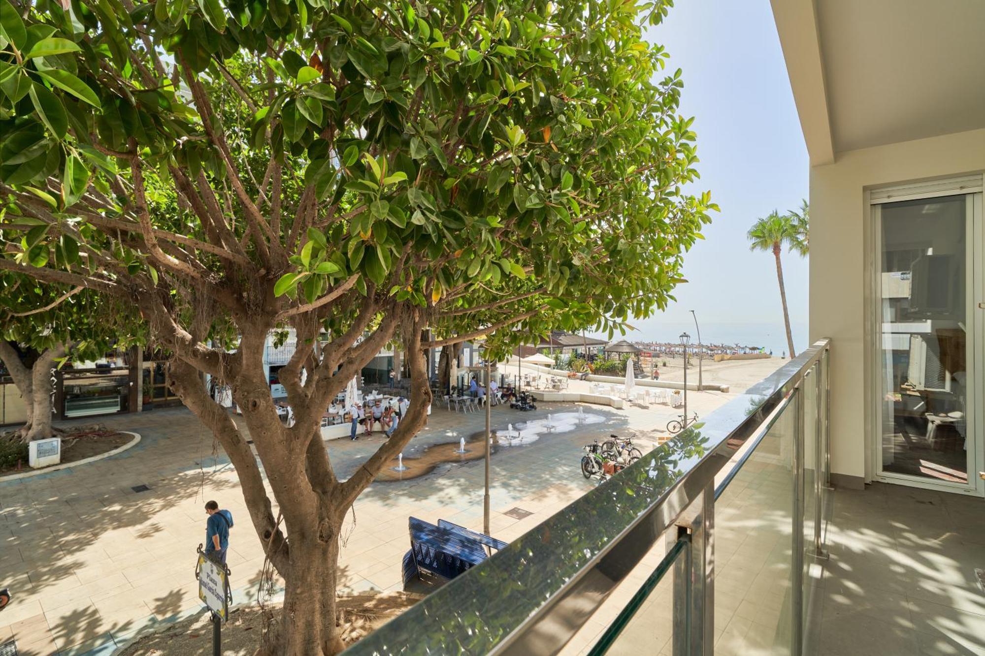 Estepona Beach Apartment Екстериор снимка